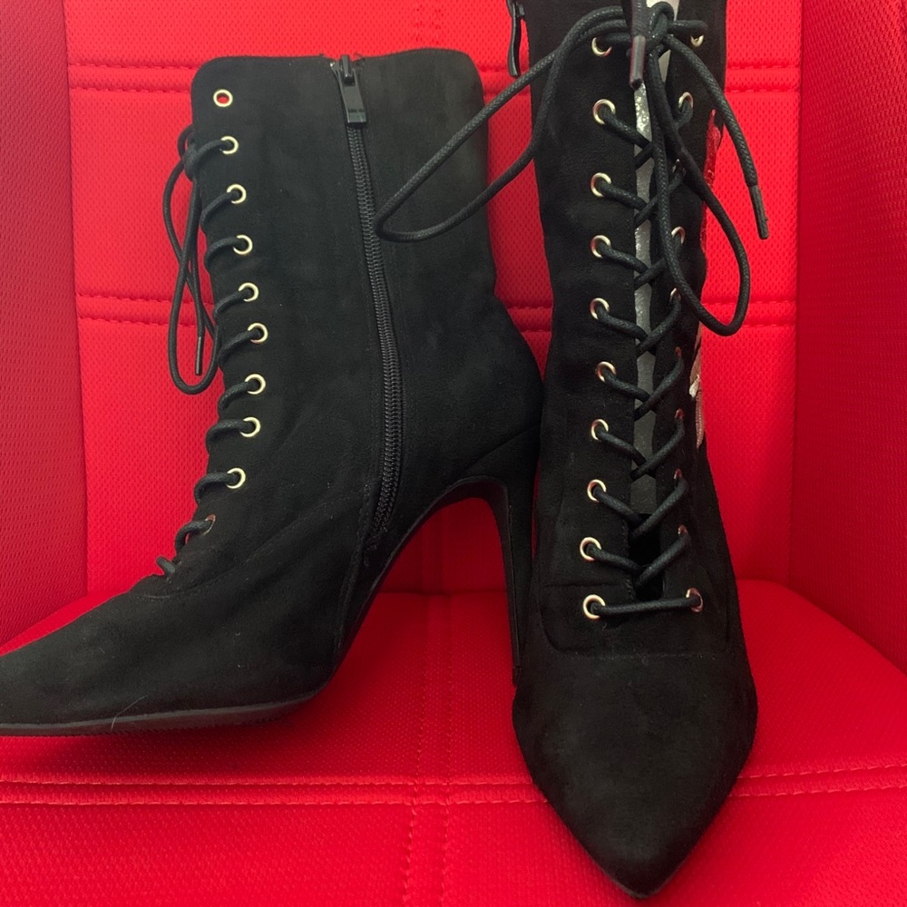 Boots - Picture 2 of 3
